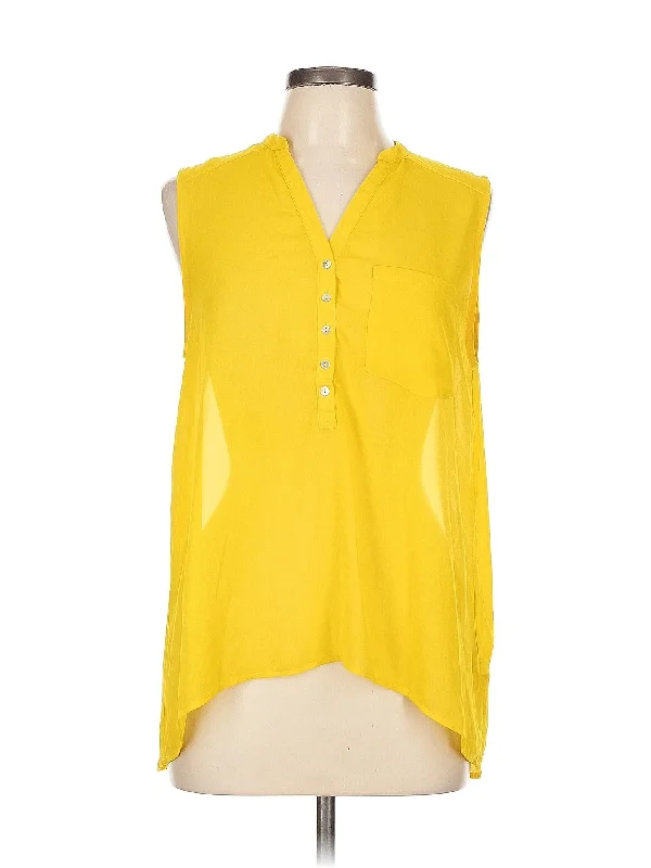 Sleeveless Blouse