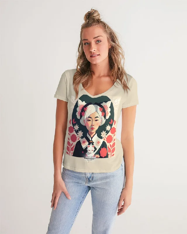 Asian silverfox Women's V-Neck Tee